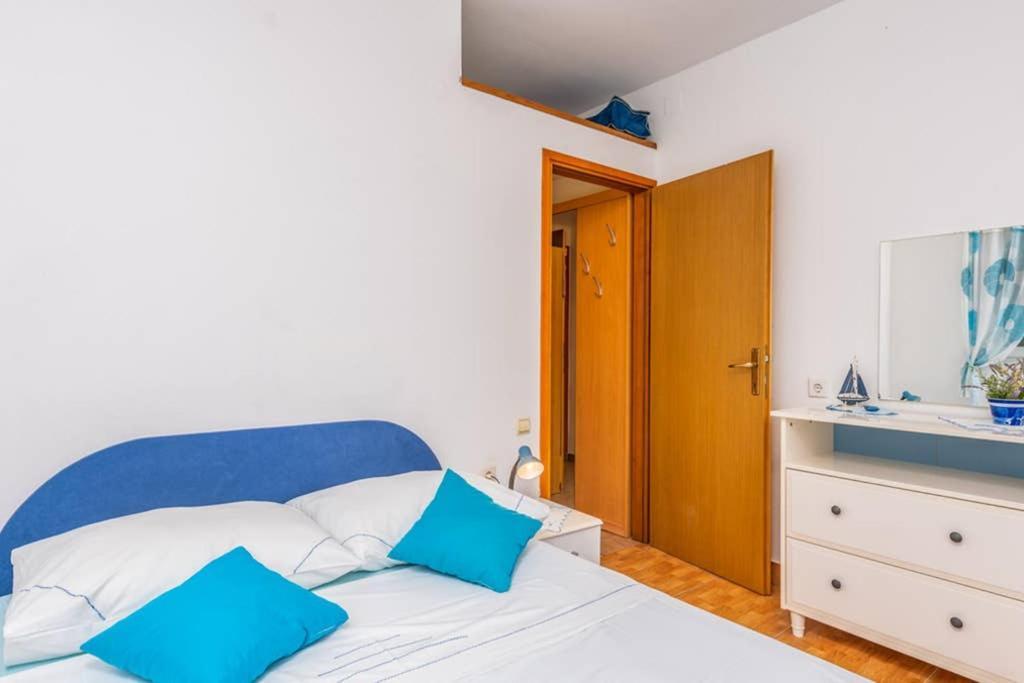 Apartment Mira 3 Klimno Εξωτερικό φωτογραφία